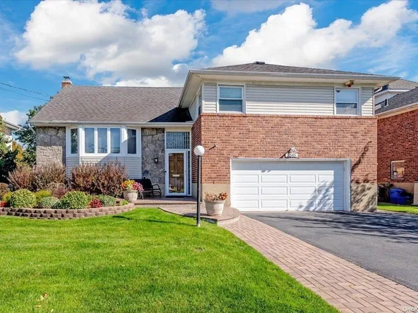3385 Turf Road, Oceanside, NY 11572