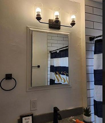 5th image of 743 E Coronado Rd APT 3