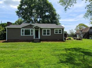 3915 Refuge Rd, Central, SC 29630