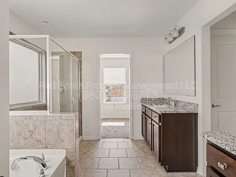 7650 Fenn Way — Photo 21