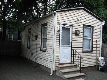 2nd image of 373 Belmont Ave