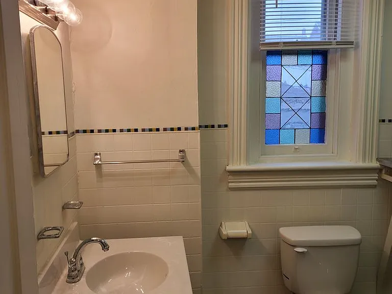 507 1st Ave — Photo 12
