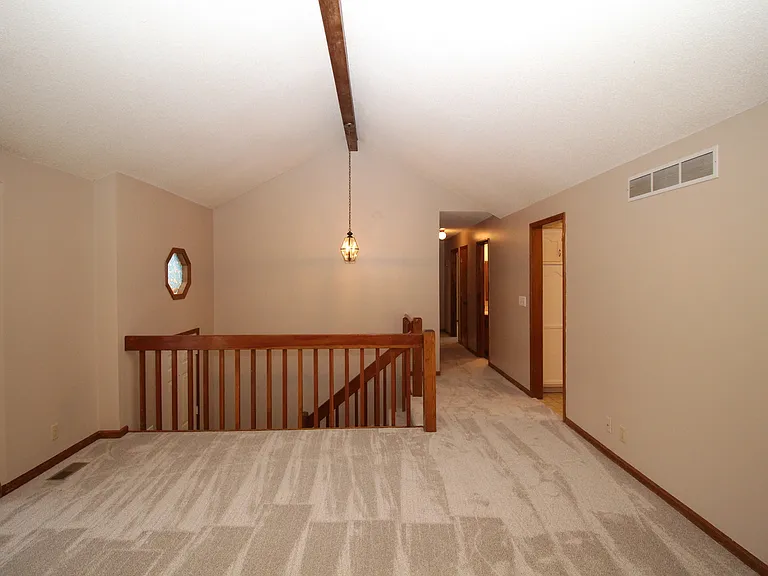 11616 Oakmont St — Photo 2