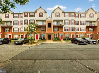 2492 Quick St APT 103, Herndon, VA 20171