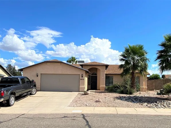 2884 Sun Crest Dr, Sierra Vista, AZ 85650