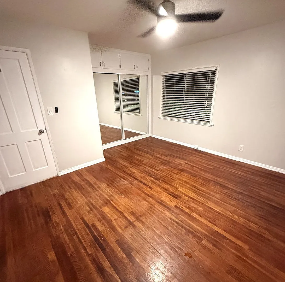 2 bed, 1.0 bath, $2,450 — Photo 3