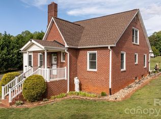 2582 Startown Rd, Newton, NC 28658