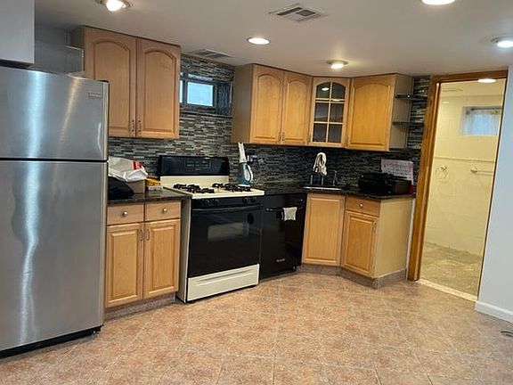 5th image of 17311 Fairchild Ave #Basement