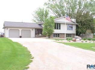 48375 265th St, Brandon, SD 57005