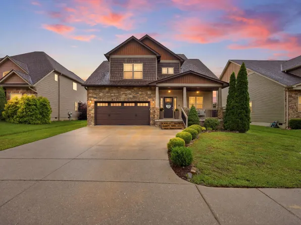 8570 Maple Valley Dr, Chattanooga, TN 37421