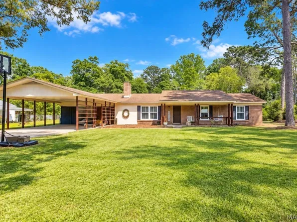 2830 Gibson St, Millbrook, AL 36054