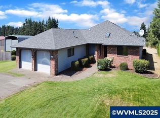 6593 Rippling Brook Dr SE, Salem, OR 97317