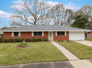 551 S 6th St, Eunice, LA 70535