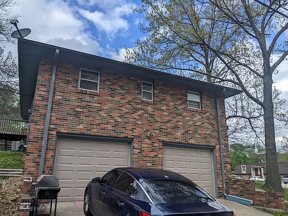 House/driveway viewed from Yorktown Drive