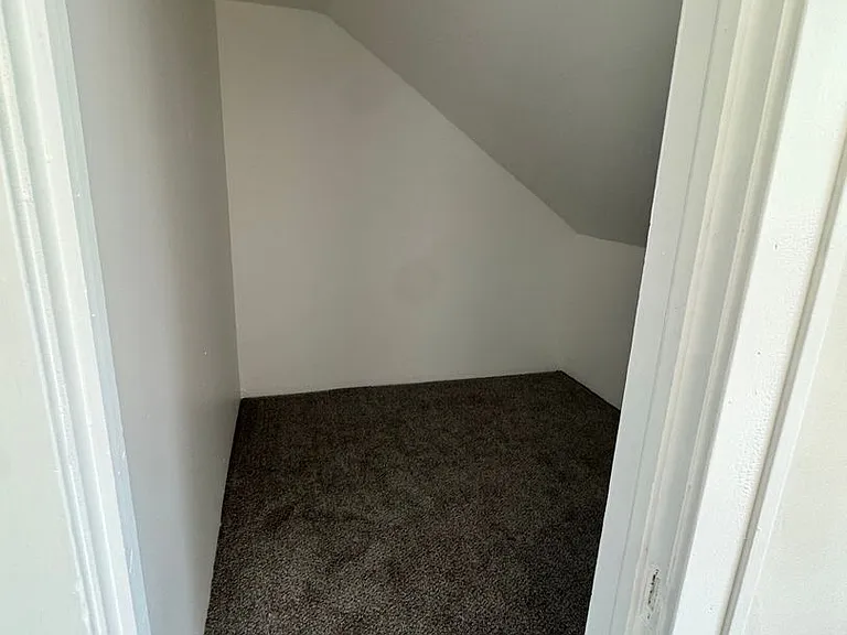 1625 S Maple Rd — Photo 55