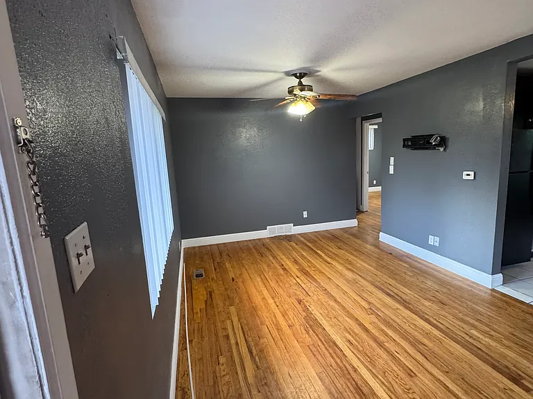 2636 S King St — Photo 2