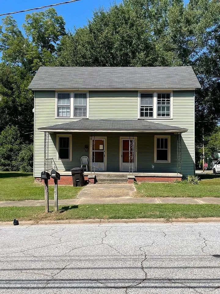 625 Oneal St — Photo 1