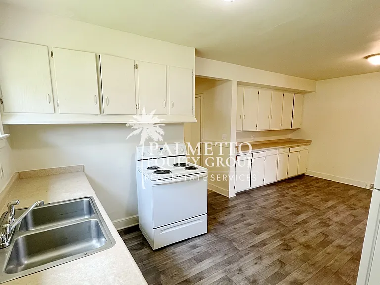 405 Richardson Ave #A — Photo 7