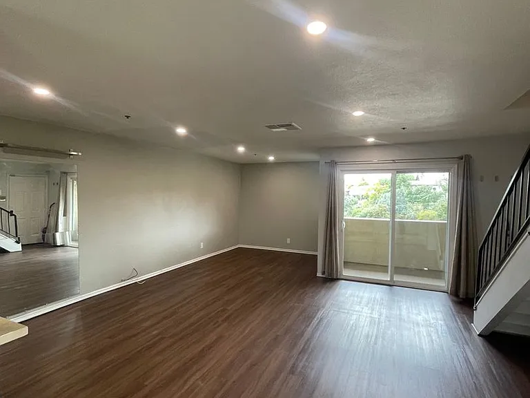 7002 Melody Ln — Photo 16