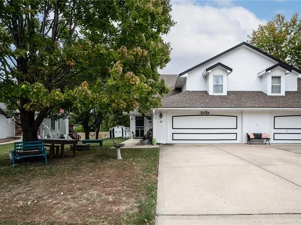 514 E 7th St, Kearney, MO 64060