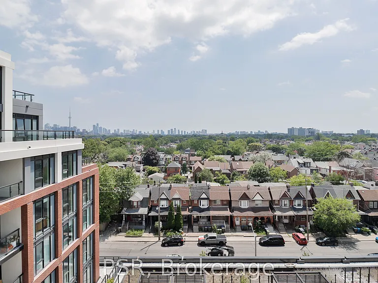 858 Dupont St #733 — Photo 25