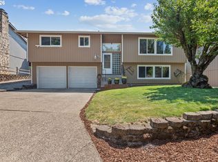 8870 SE Spencer Dr, Happy Valley, OR 97086