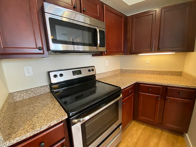 20 Pond St #206 — Photo 12