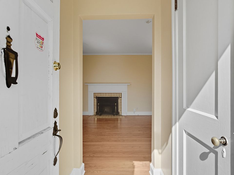 1st image of 139 Druid Dr