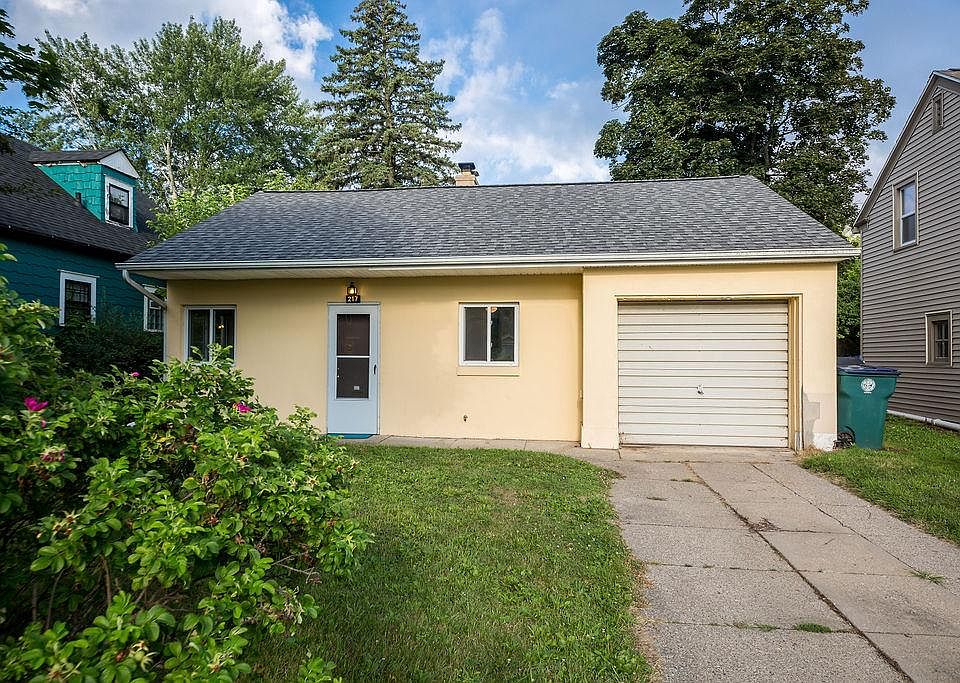 217 Milford St, East Lansing, MI 48823 Zillow
