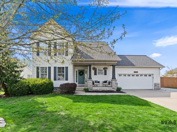 3067 Lady Slipper Dr SW, Wyoming, MI 49418