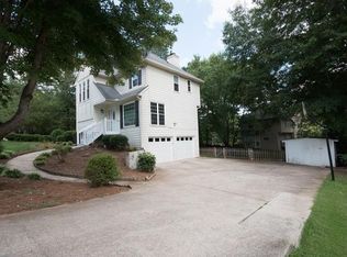 1990 Rocky Mill Dr, Lawrenceville, GA 30044