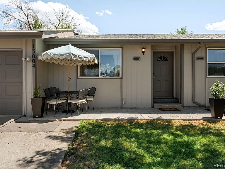 13004 King Cir — Photo 2