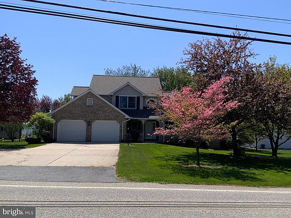 4th image of 1931 Oberlin Rd
