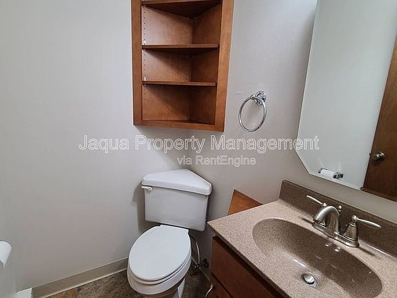 4th image of 4150 Ridge Rd APT 5