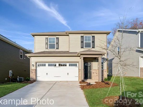 2939 31st St NE, Hickory, NC 28601