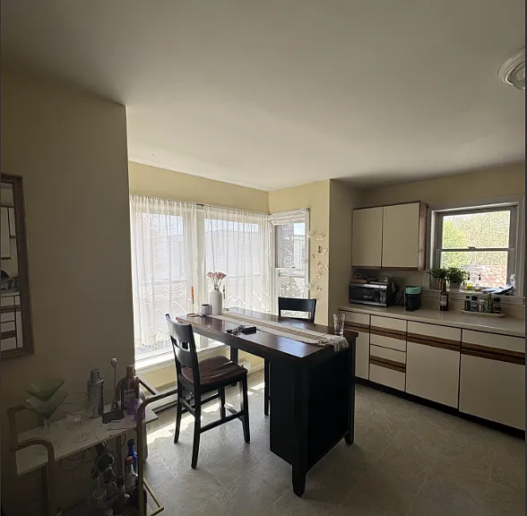 43 S Prospect St #2 — Photo 1