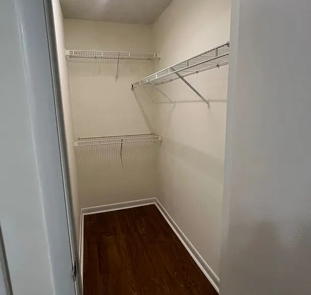 1411 Collegiate Cir #302 — Photo 6