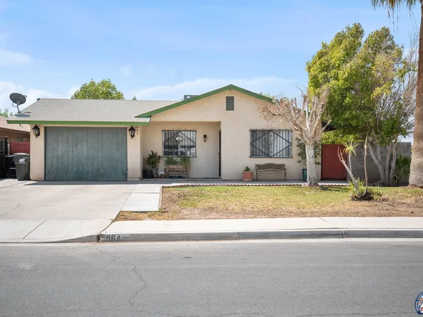 964 Nosotros St, Calexico, CA 92231