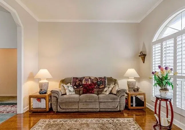 4 bed, 2536 sqft, $3,150 — Photo 4