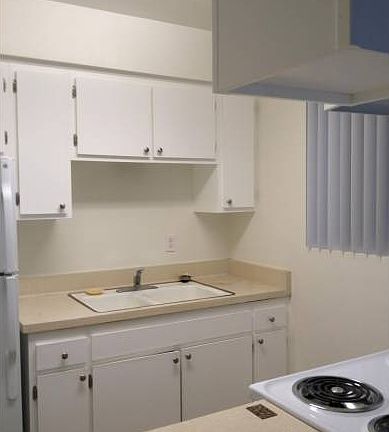 Studio Kitchen
