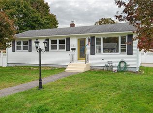 96 Pender Ave, Warwick, RI 02889