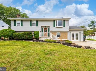 111 Central Ave, Woodbury Heights, NJ 08097