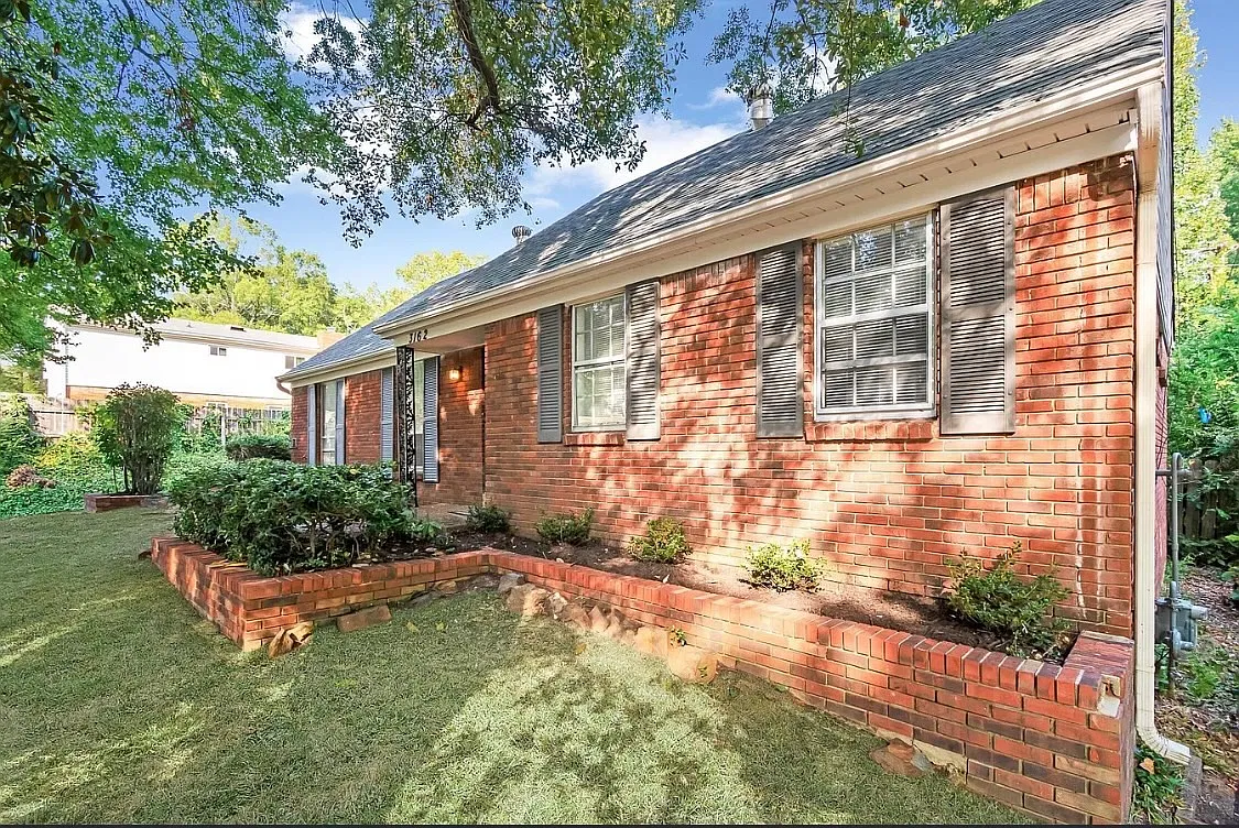 4 bed, 1947 sqft, $1,950 — Photo 3