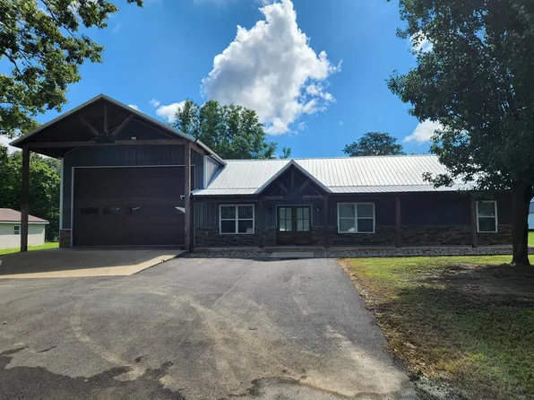 45 Beach Dr, Springville, TN 38256
