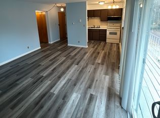 616 S New St #6, Springfield, IL 62704