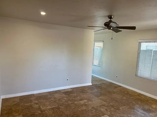 1418 E El Parque Dr — Photo 6