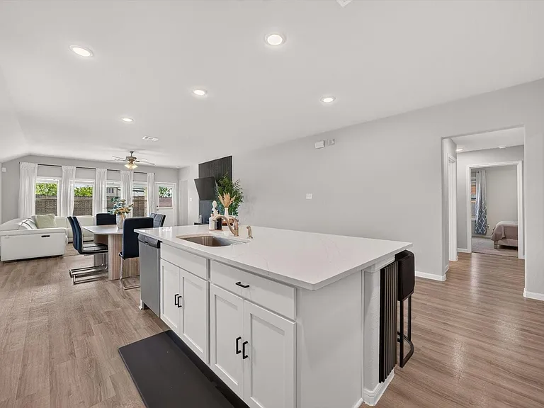 19519 Perissa Terrace Dr — Photo 11