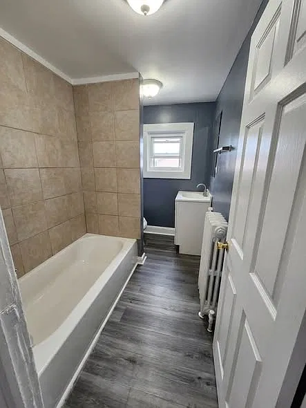 1 bed, $1,300 — Photo 2