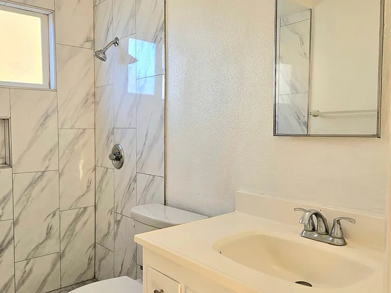 1616 Picadilly Way — Photo 8