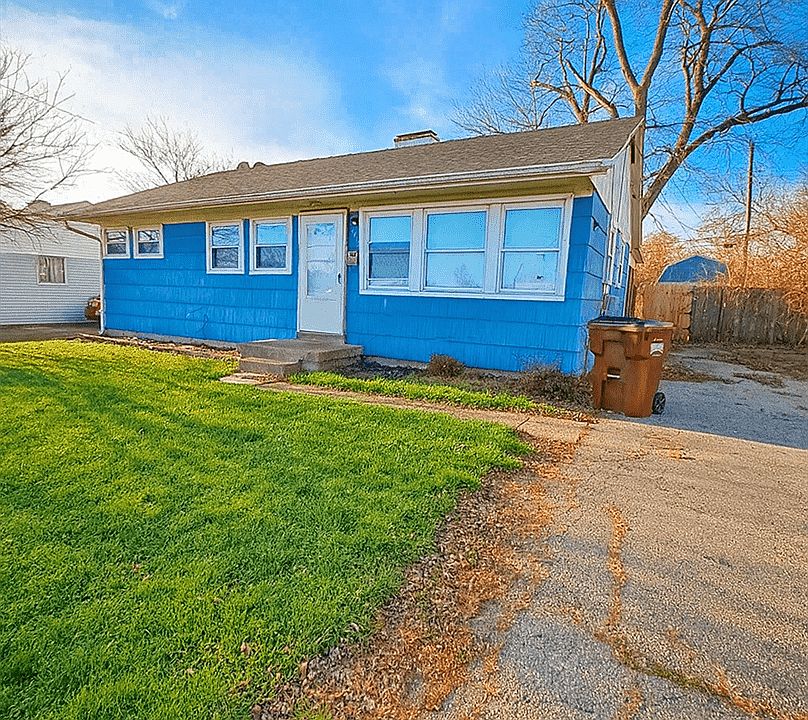 1st image of 4415 Thompson Dr